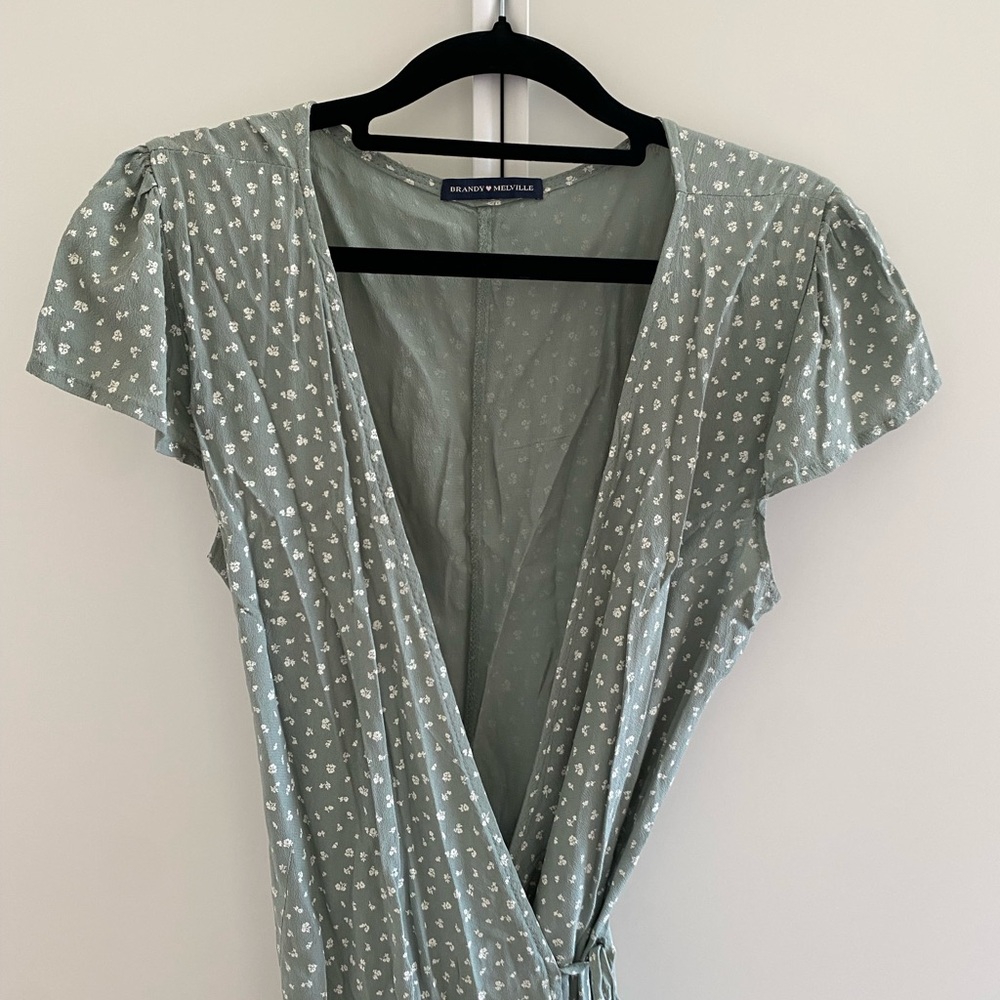 Brandy Melville Robbie Dress